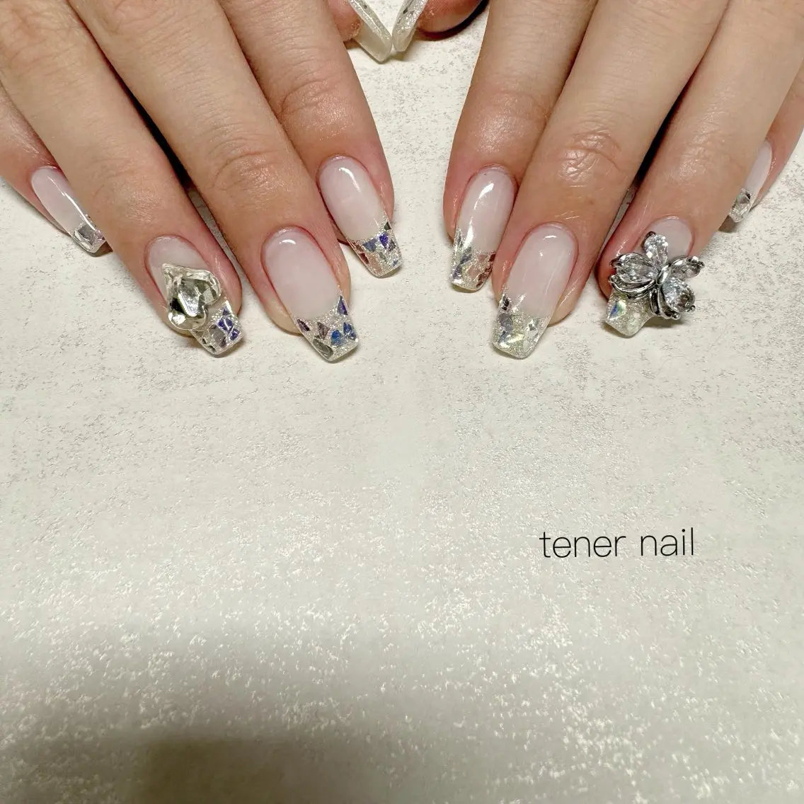 ネイル フレンチネイル ガラスフレンチ ハンドネイル テネルネイル tener nailのネイルデザイン