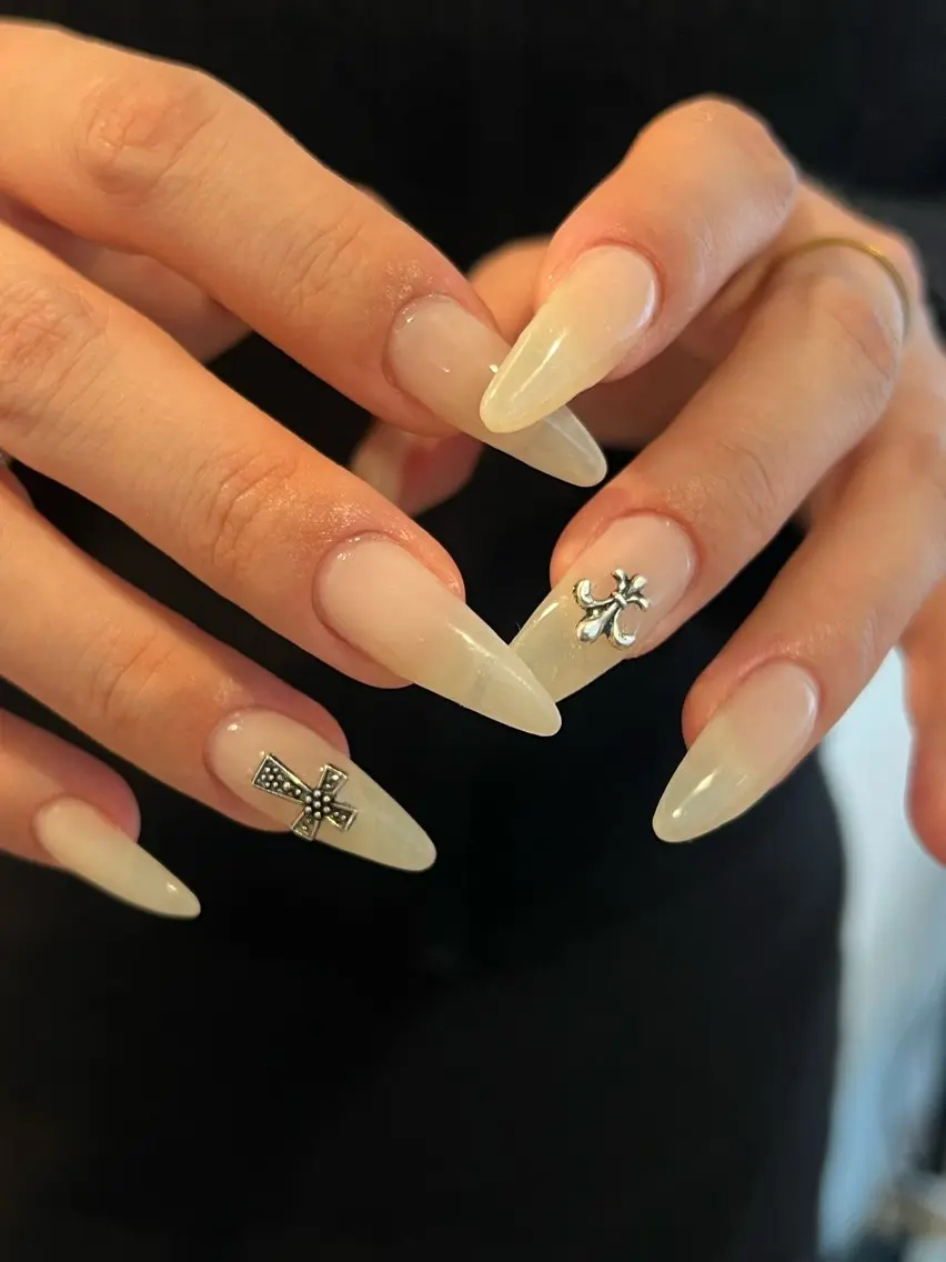 ネイル ハンドネイル Hata nail 🎀個性派ニュアンスのネイルデザイン