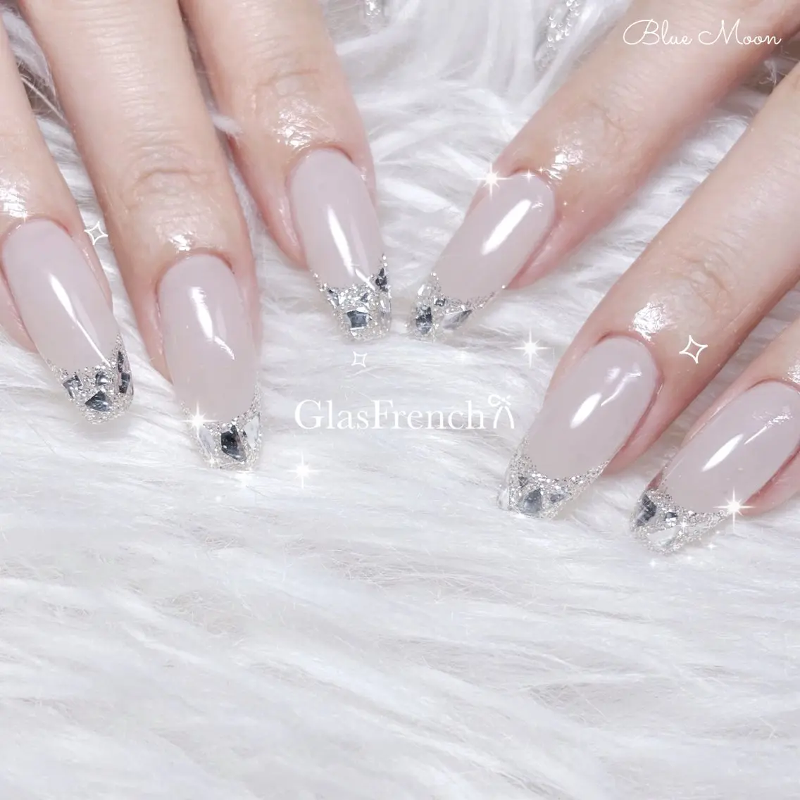ネイル ホログラムネイル ハンドネイル ハンドケア nail salon Blue Moonのネイルデザイン