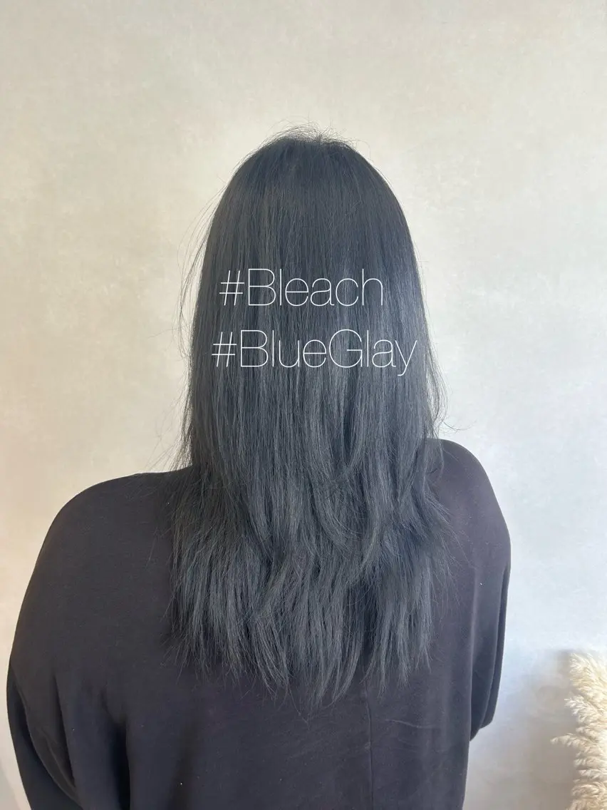 ロング カラー ブリーチ ブルーカラー ブルージュ カット ヘアカラー トリートメント 暖色･似合わせカラー (廣石沙英🎀)のヘアスタイル