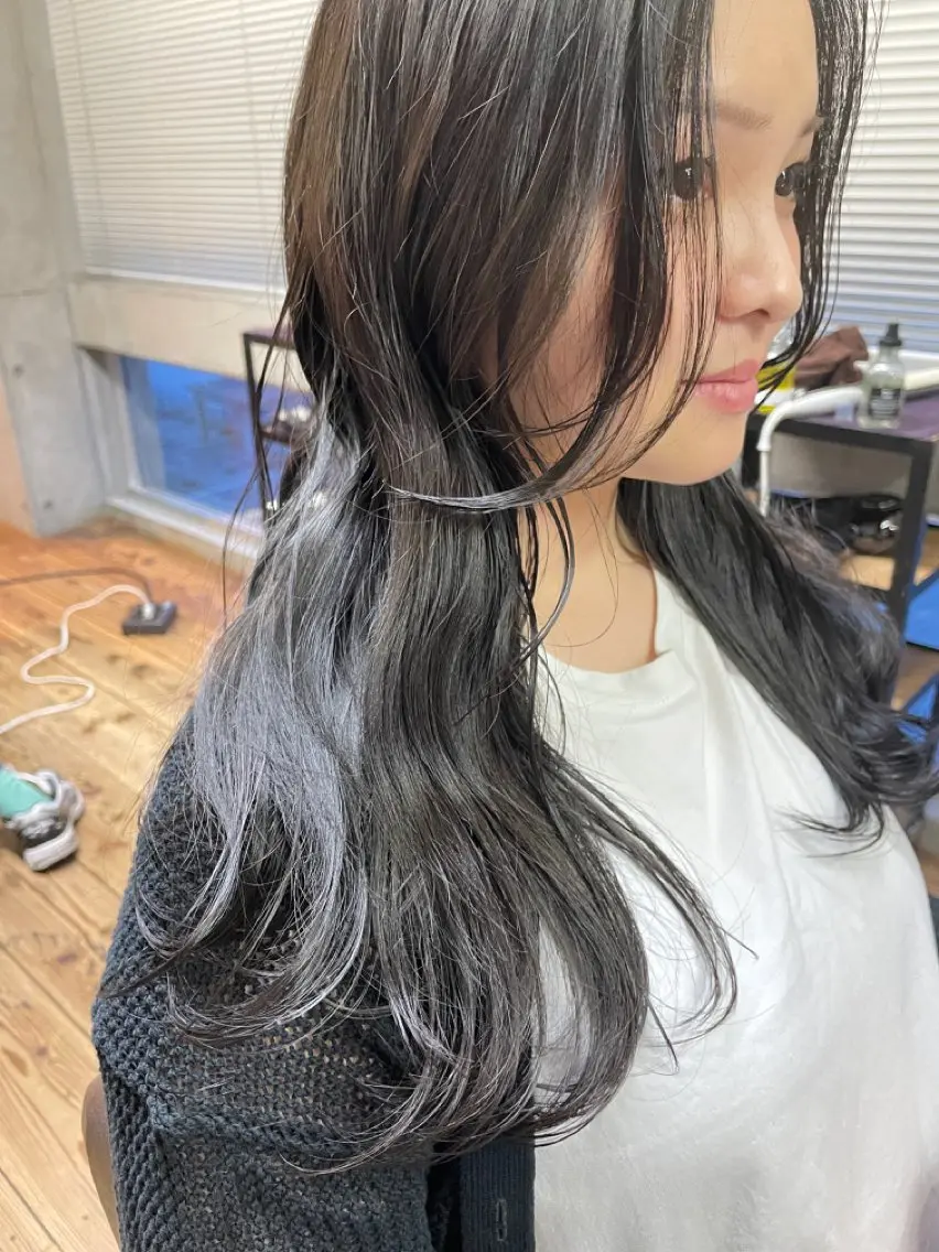 ロング カラー カット ヘアカラー トリートメント ROUTE KOUTAのヘアスタイル