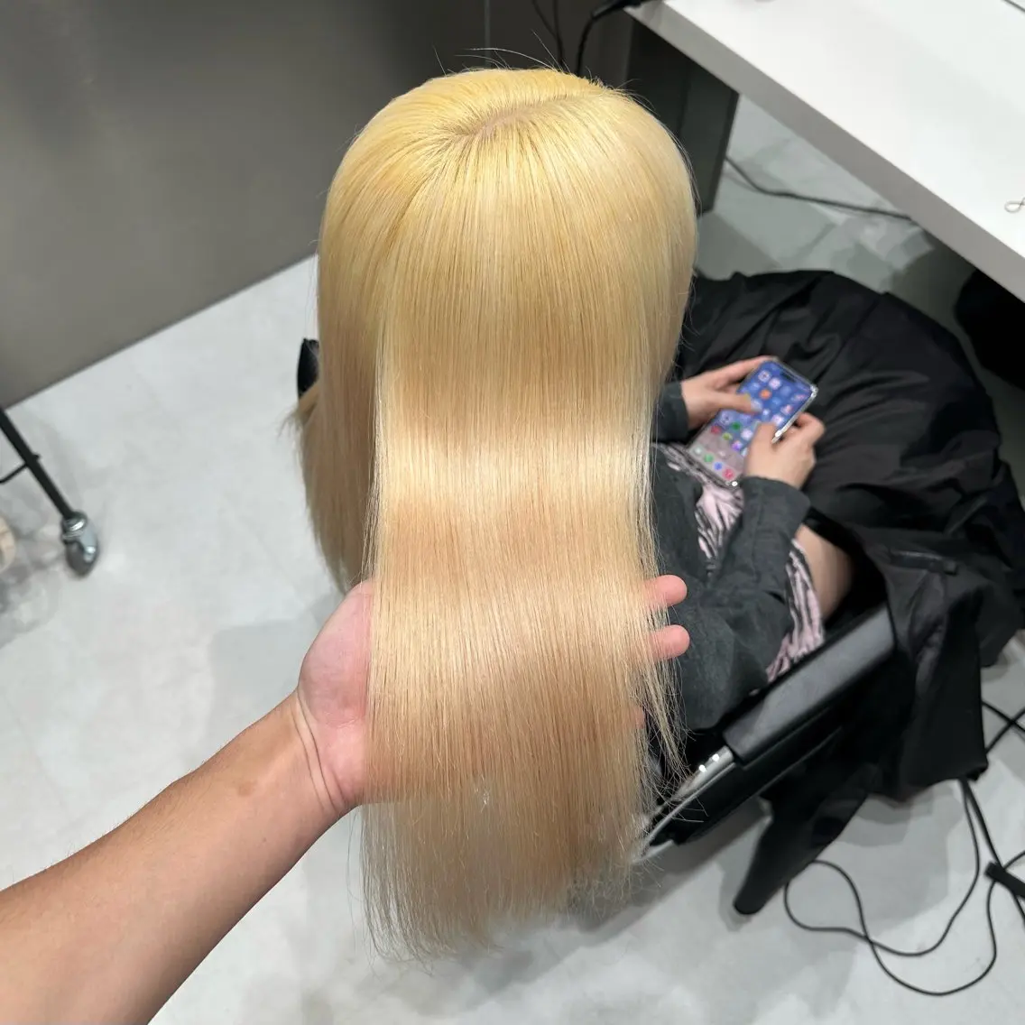 ミディアム カラー ヘアカラー 💫艶ハイトーン×髪 質改善💫リュウトのヘアスタイル