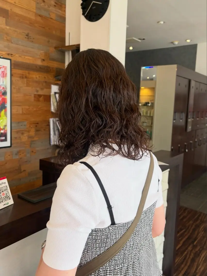 ミディアム パーマ ミディアムパーマ ヤスダ ホノカのヘアスタイル