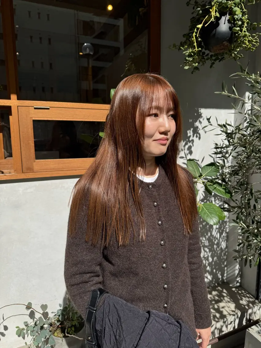 ロング カラー ブラウンカラー くすみブラウン カット ヘアカラー トリートメント ENIF 大島 芽生のヘアスタイル