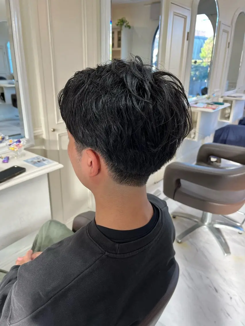 ショート ショートヘア 川田 智也のヘアスタイル