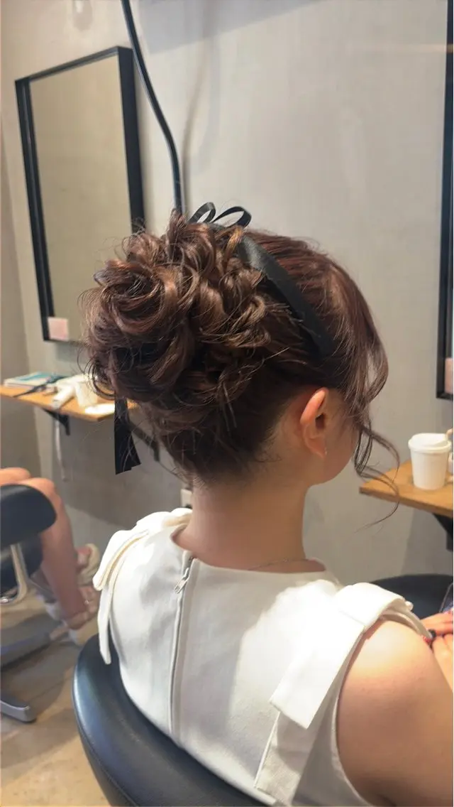 ロング お団子ヘア ヘアセット みわ/博多 ブリーチ/メンズヘアのヘアスタイル