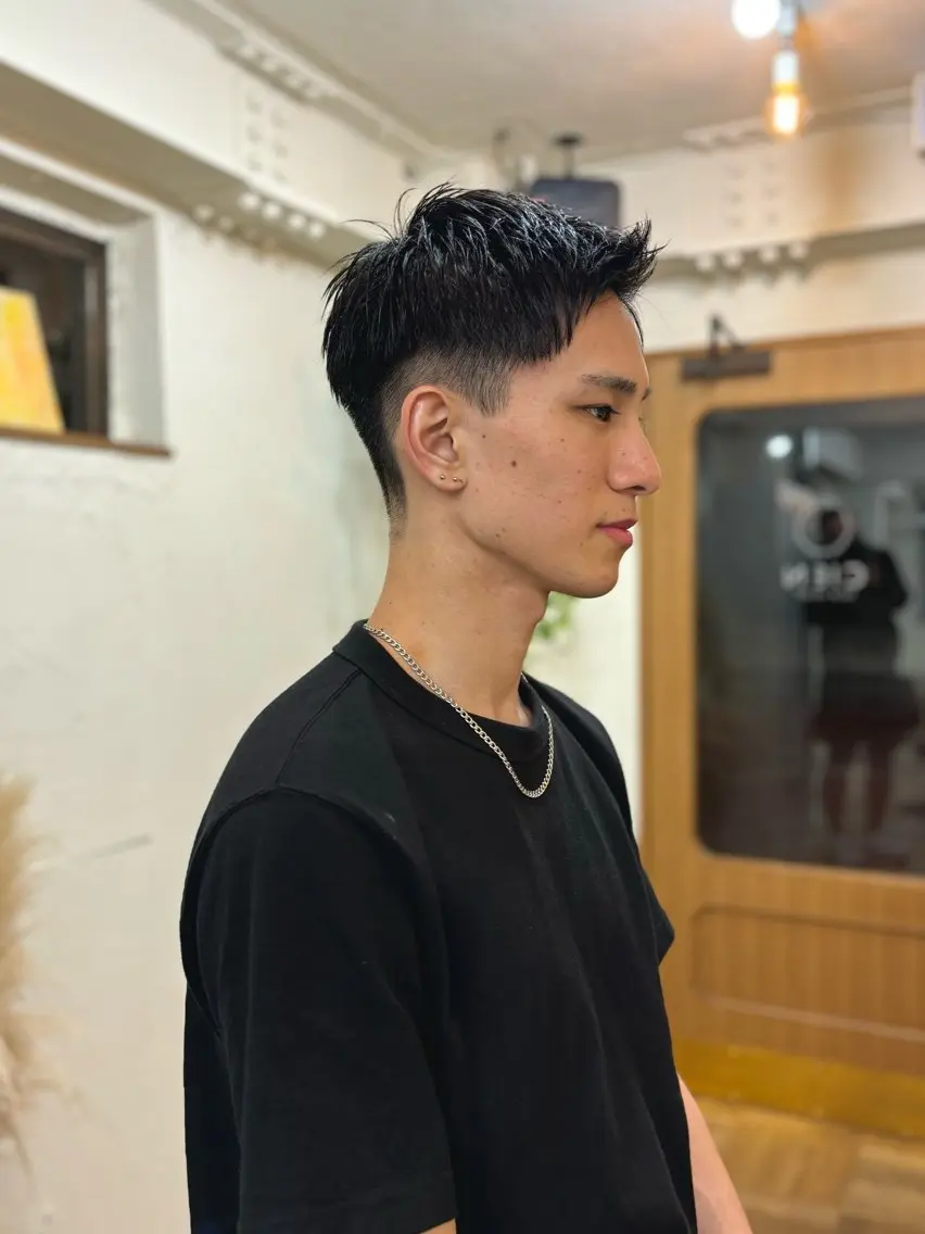 ショート メンズ マッシュウルフ マッシュ ツーブロック 刈り上げ メンズウルフカット カット ayano🫧 《CIEN》のヘアスタイル