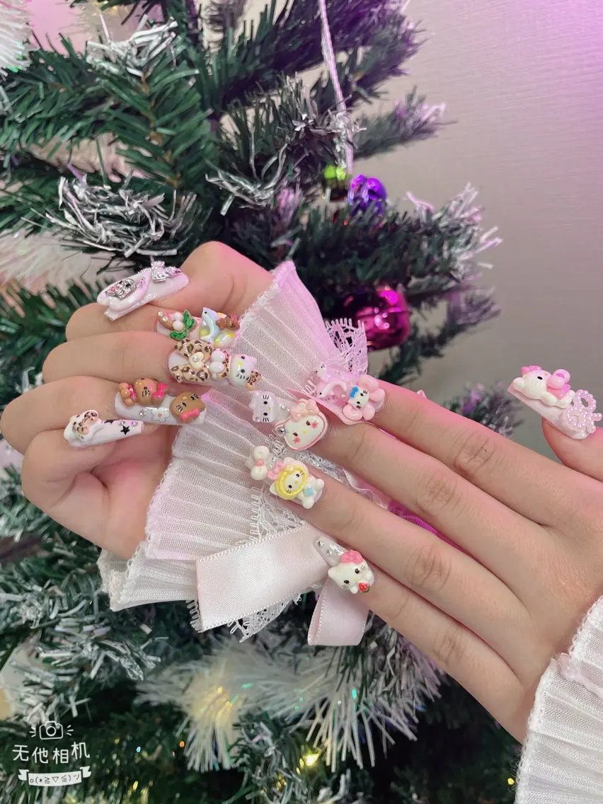 ネイル 成人式 ジェルネイル ネイルチップ ハンドネイル MoMoA Nail ネイル長さ出し専門店のネイルデザイン