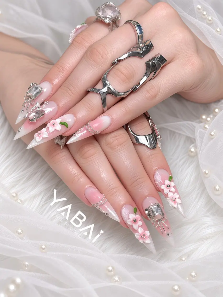 ネイル YABAI NAIL 本通店のネイルデザイン