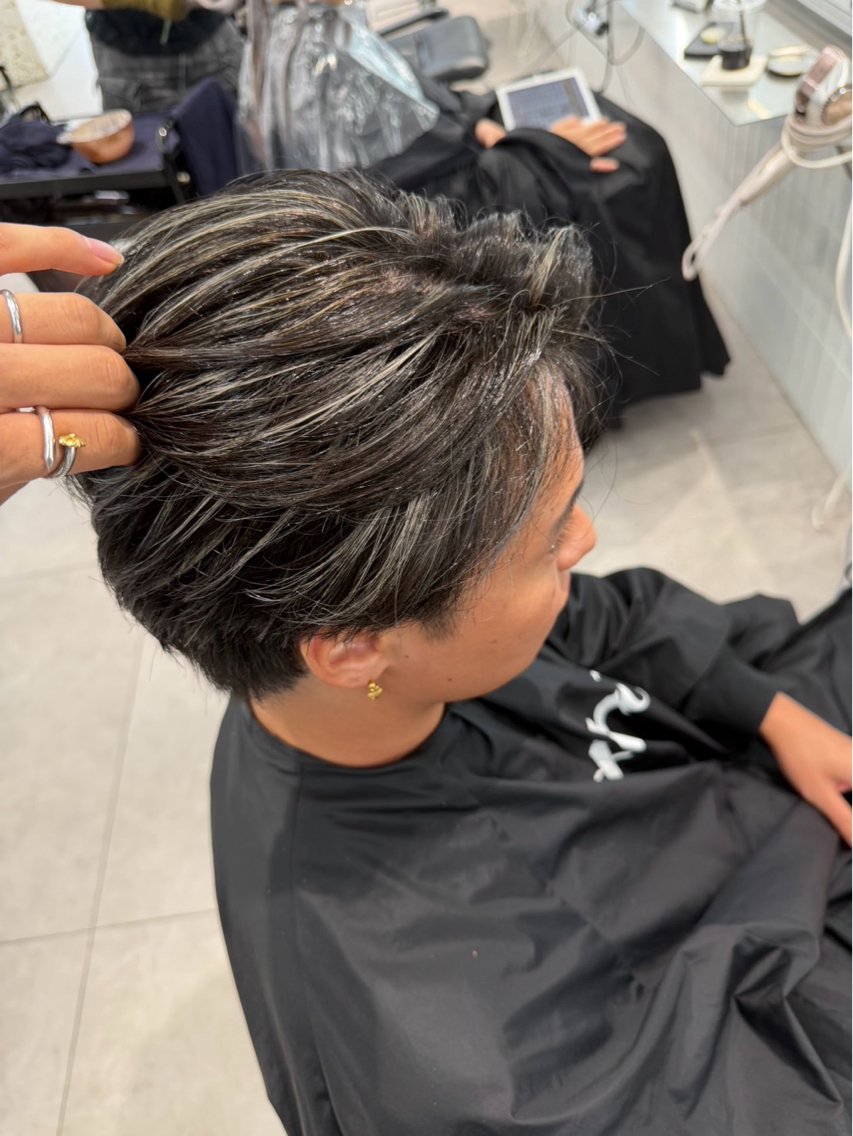 カラー メンズ カット ヘアカラー トリートメント ヘッドスパ 【メンズ特化】カット ハイライト/大智のヘアスタイル
