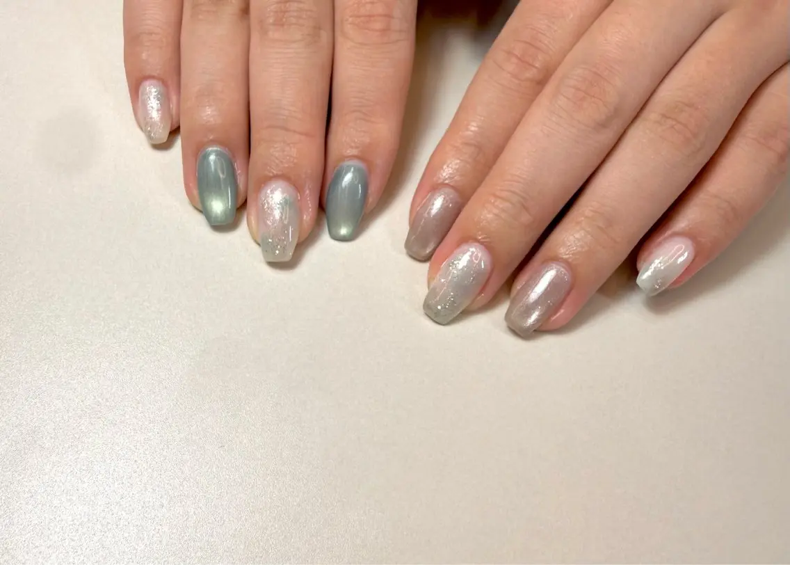 ネイル マグネットネイル ニュアンスネイル 夏ネイル ハンドネイル Moco nailのネイルデザイン