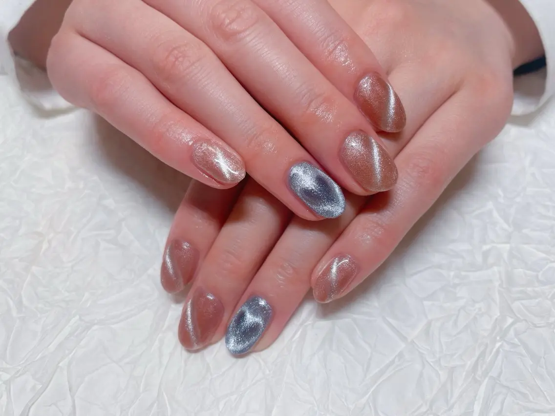 ネイル ハート マグネットネイル ハンドネイル ハンドケア 💫ゆか_ Nailartistのネイルデザイン