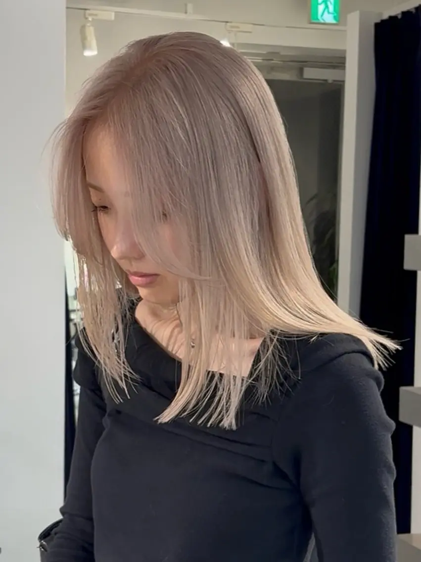 セミロング カラー カット ヘアカラー トリートメント 村田 りょうやのヘアスタイル