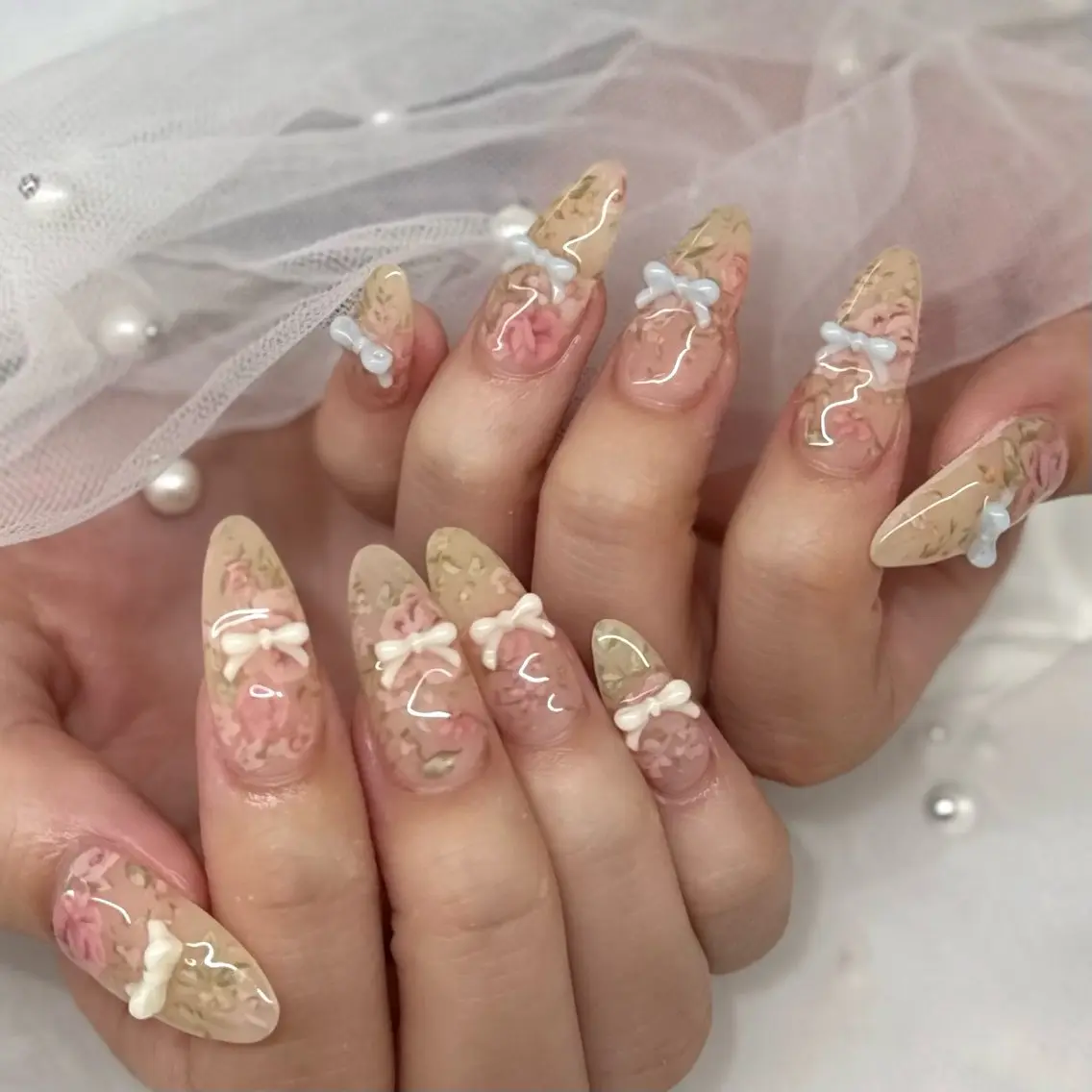 ネイル ハンドネイル ハンドケア Chizuru ☾ ໋のネイルデザイン