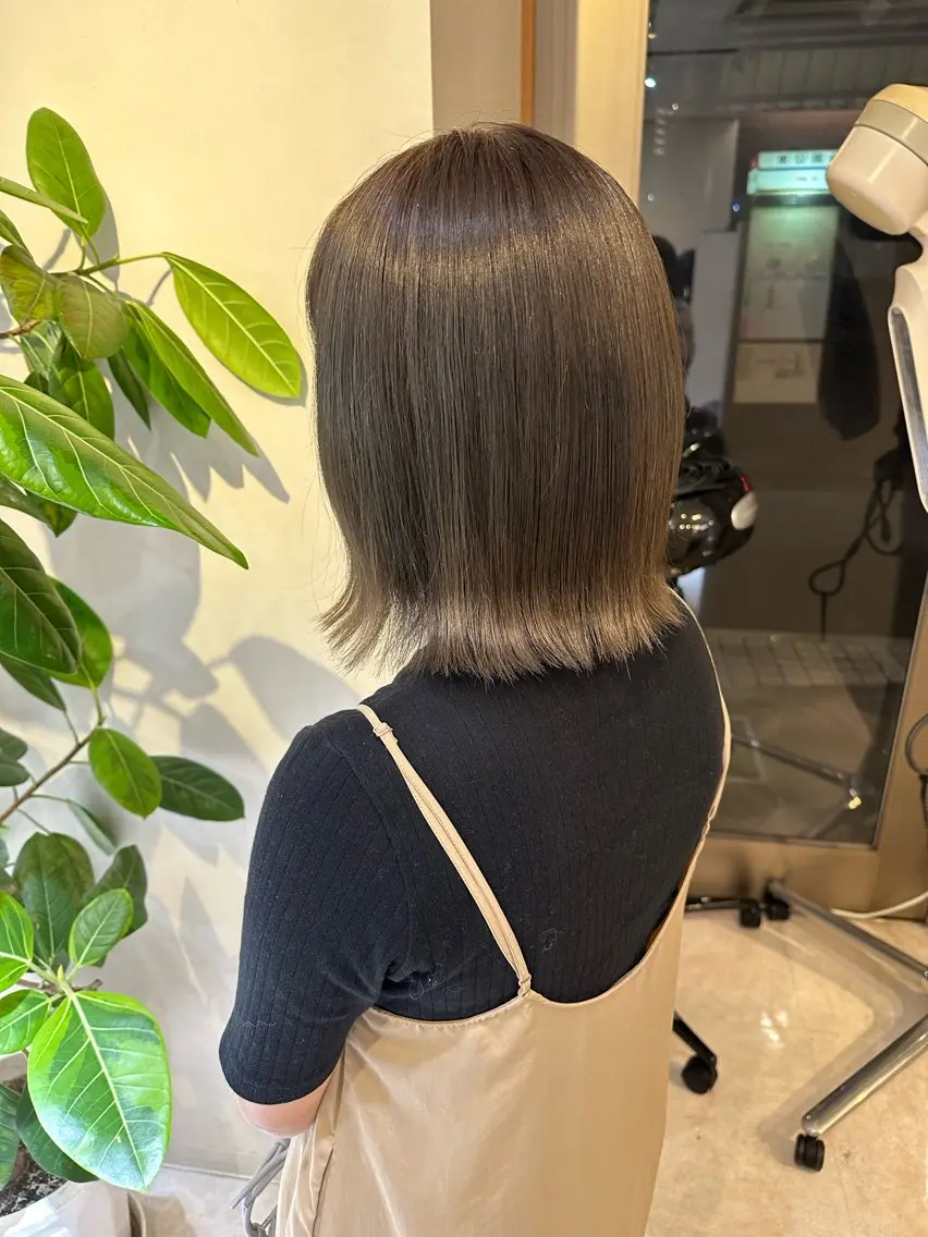 カラー tocca hair Emiのヘアスタイル