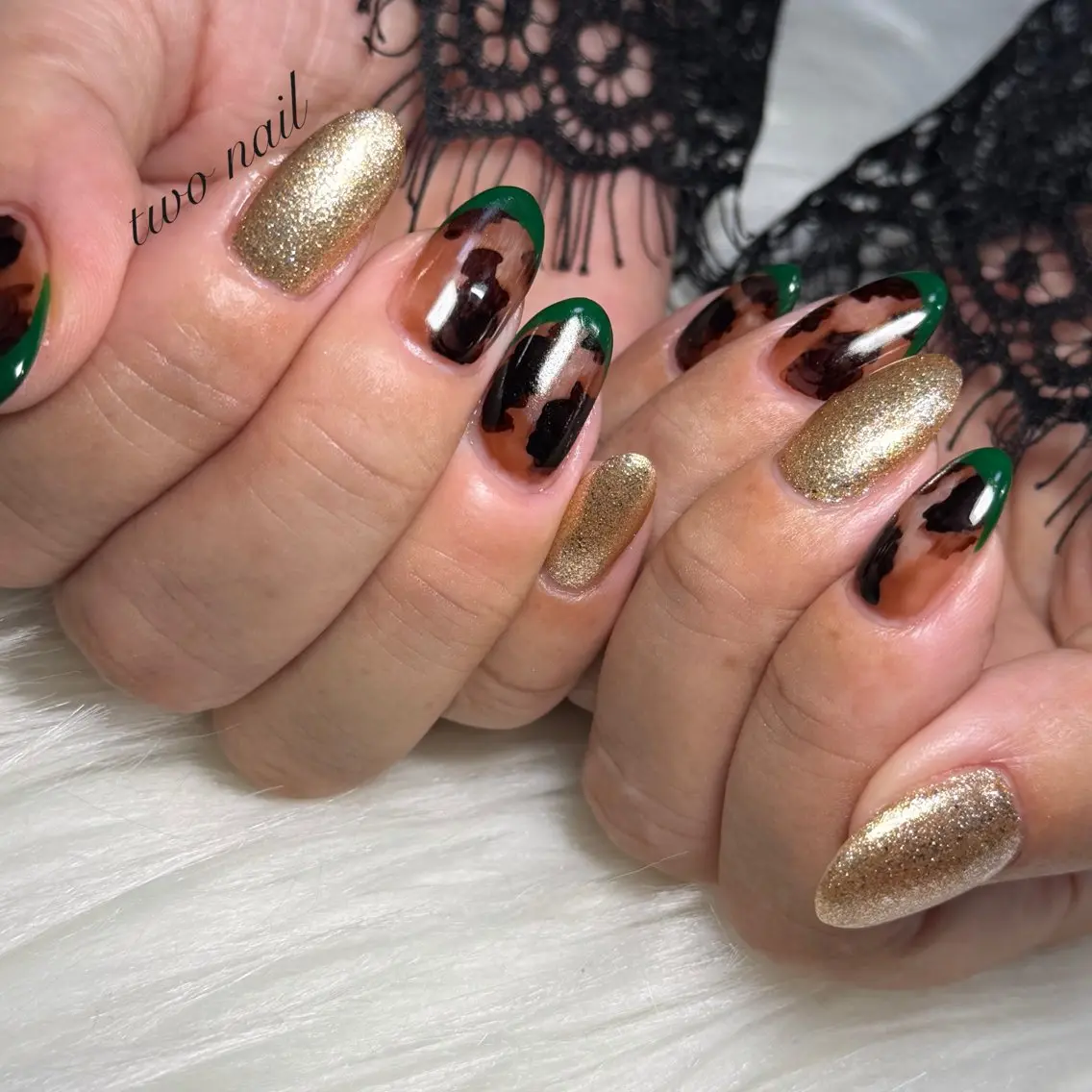ネイル ネイルチップ ホワイト ハンドネイル two nailのネイルデザイン