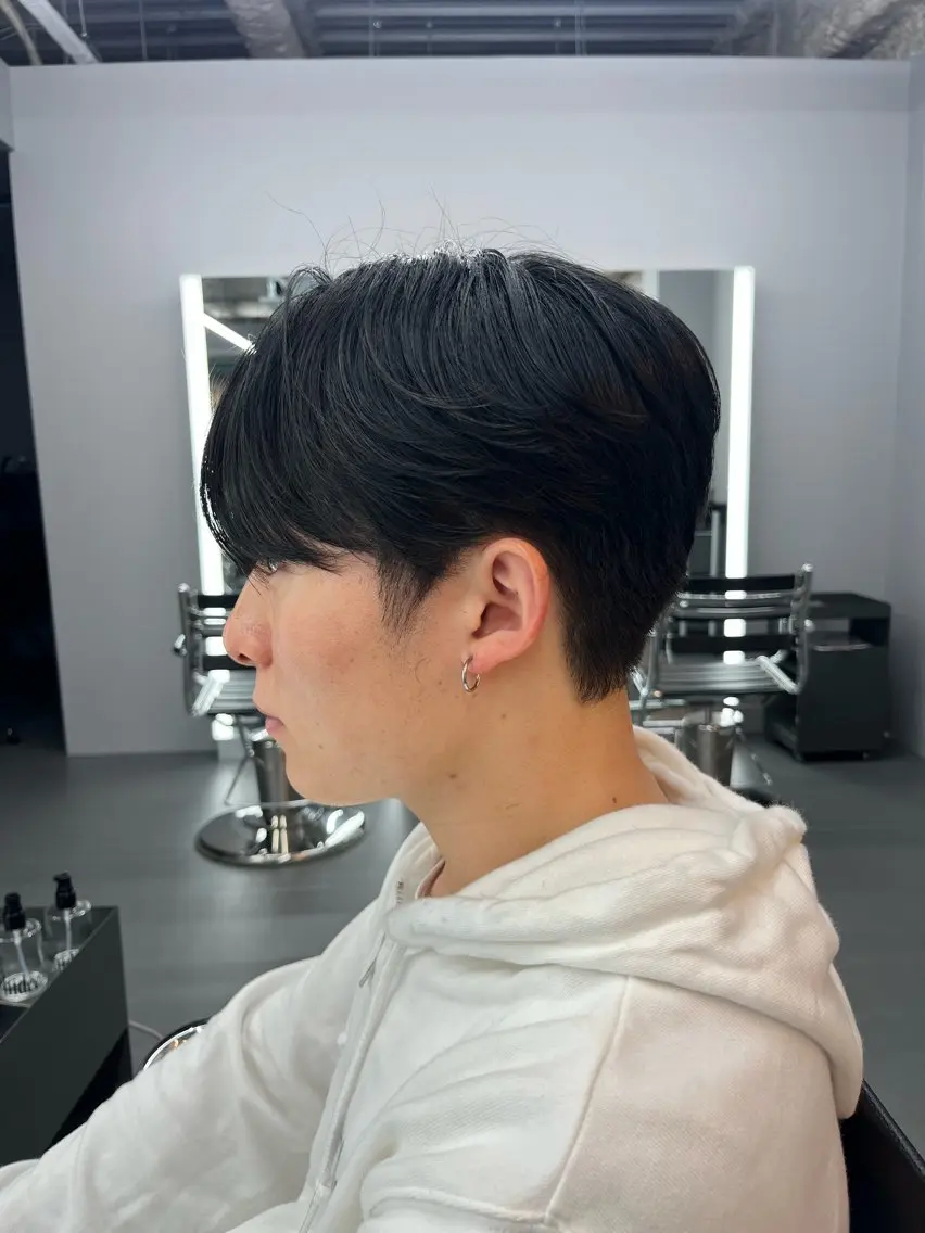 メンズ センターパート アイカ🐺 メンズ韓国ヘアのヘアスタイル