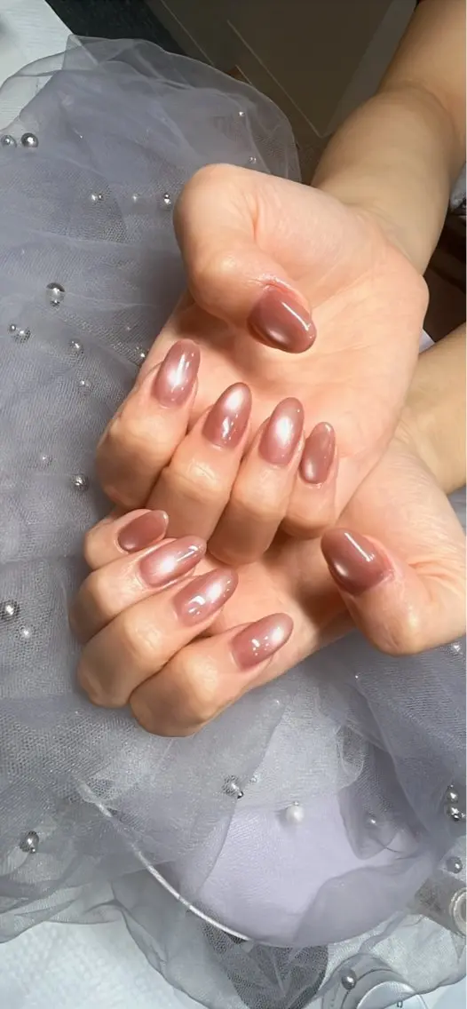 ネイル マグネットネイル ハンドネイル RUBYネイルサロン 9Caratsのネイルデザイン