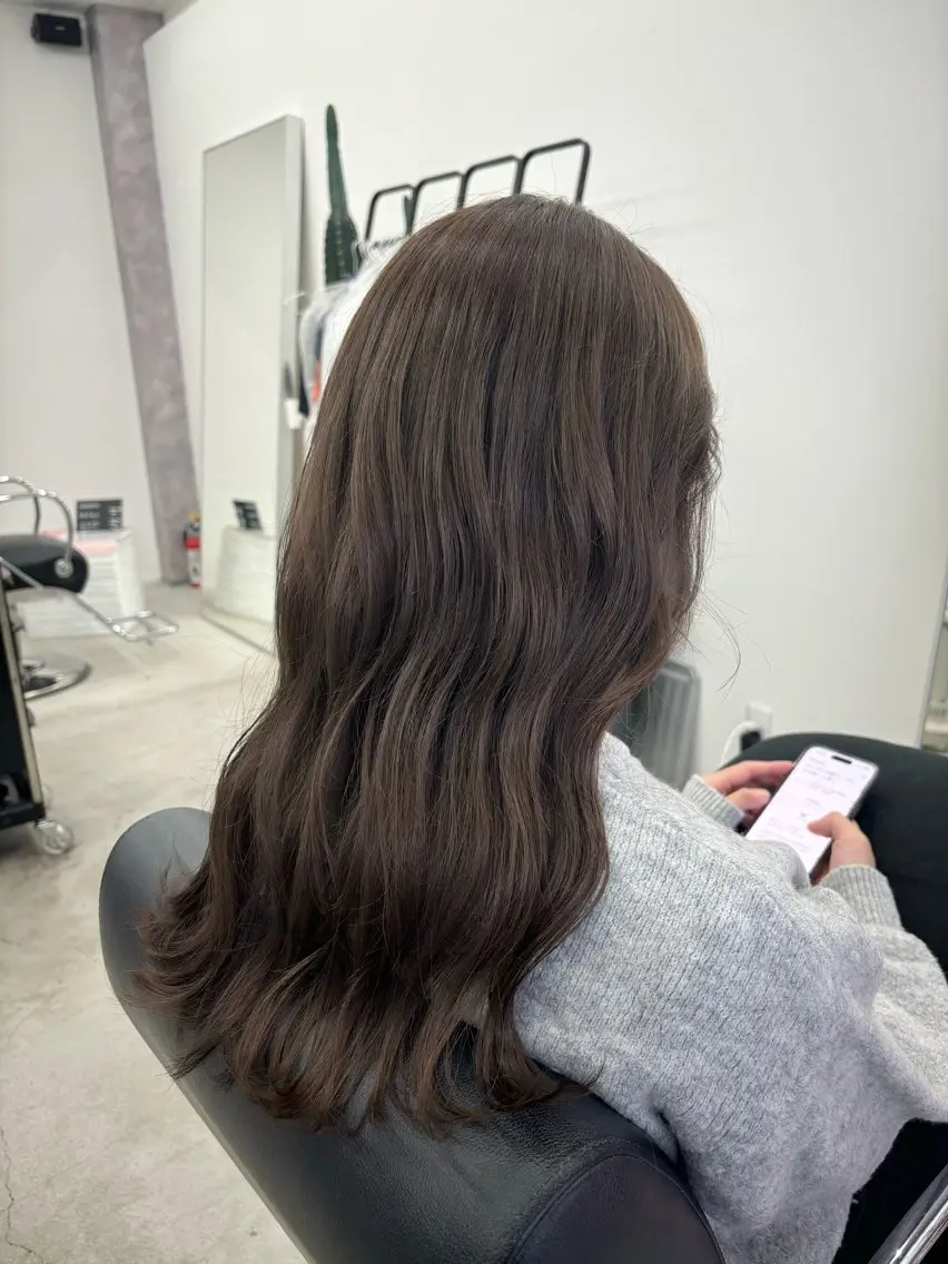 カラー カット ヘアカラー トリートメント MEMENTO YUZUのヘアスタイル