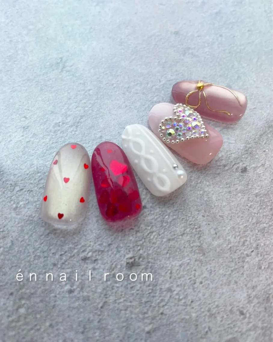 ネイル アートネイル ハート マグネットネイル バレンタイン ハンドネイル en nail MEGUMIのネイルデザイン