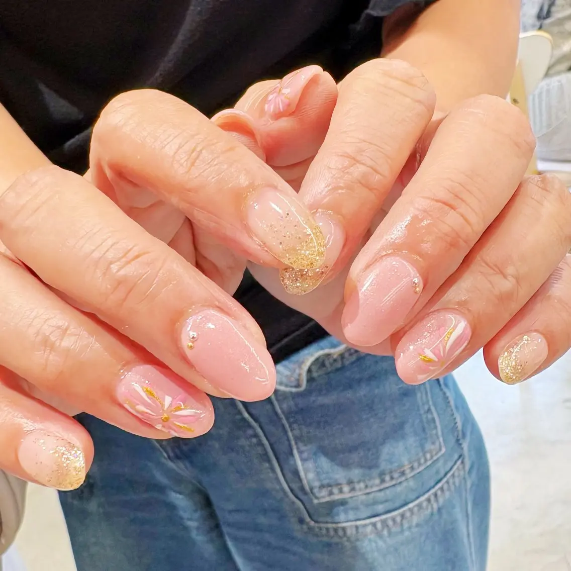 ネイル 持ち込み Ayu ꕤ︎︎。°⋆のネイルデザイン