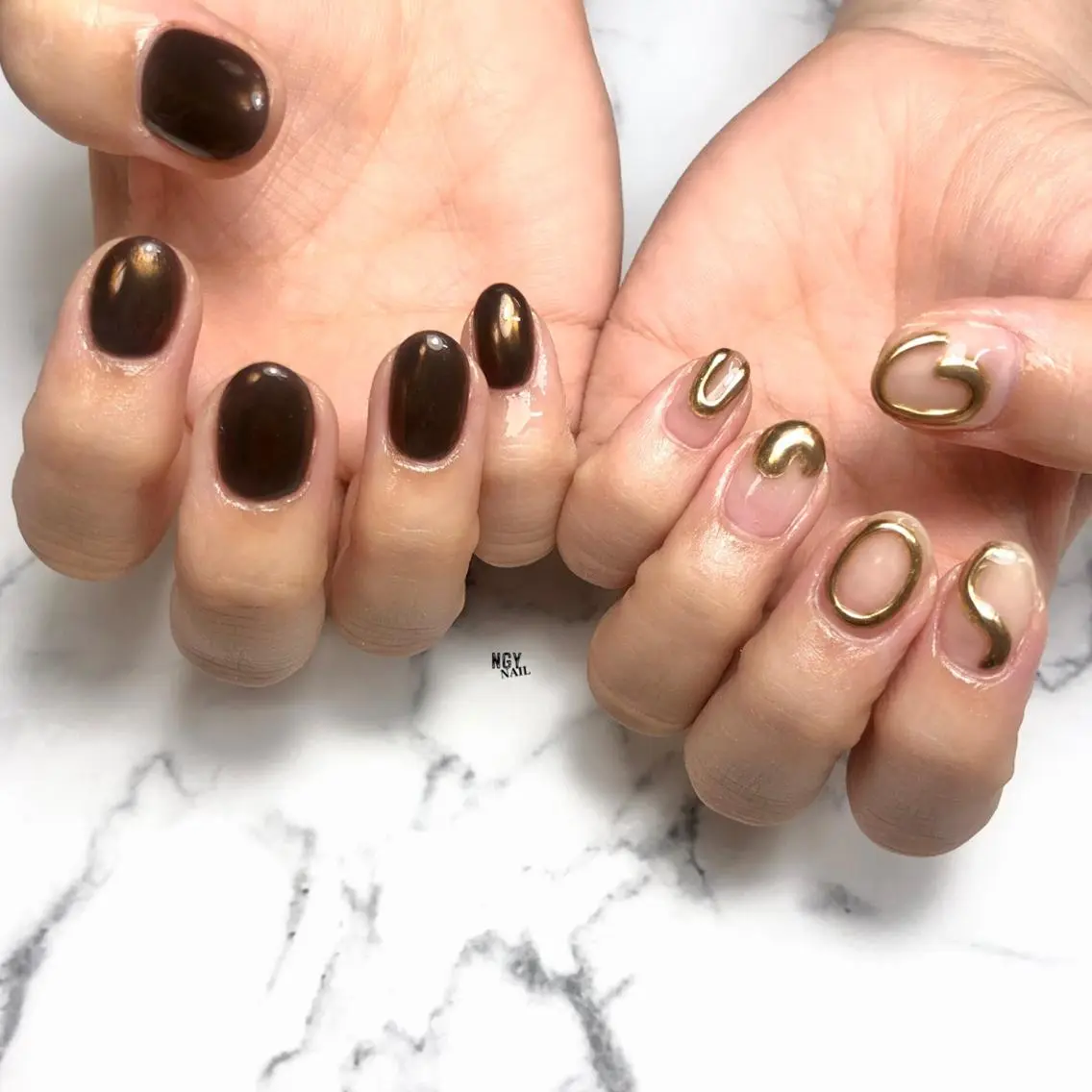 ネイル ブラウン ジェルネイル ゴールド ミラーネイル ニュアンスネイル ハンドネイル NAIL NOWのネイルデザイン