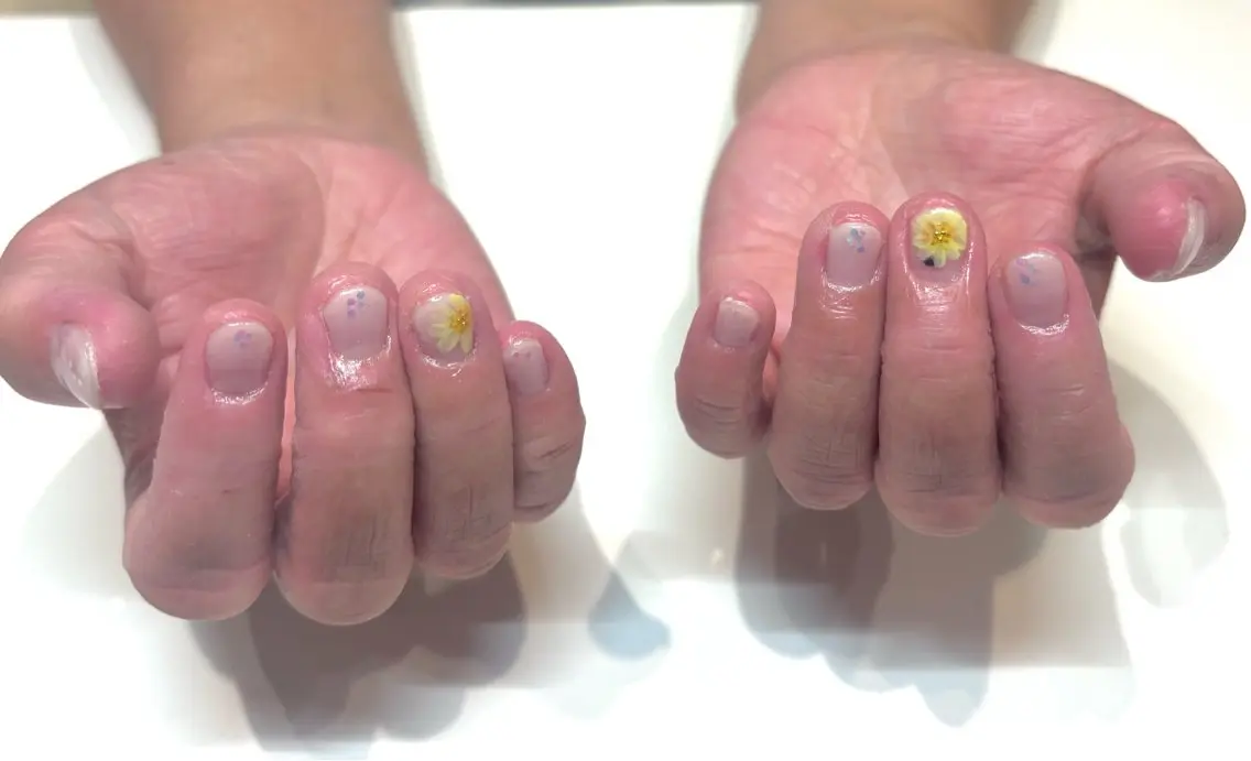 ネイル ハンドネイル 田中 梨奈のネイルデザイン
