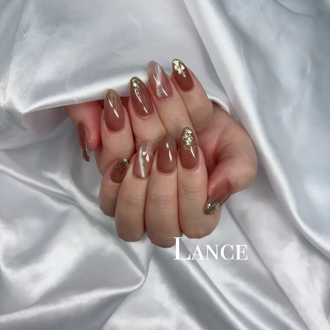 ネイル オーロラネイル フットネイル 氷ネイル・うるうるネイル キラキラネイル 韓国ネイル ハンドネイル Lance nailのネイルデザイン
