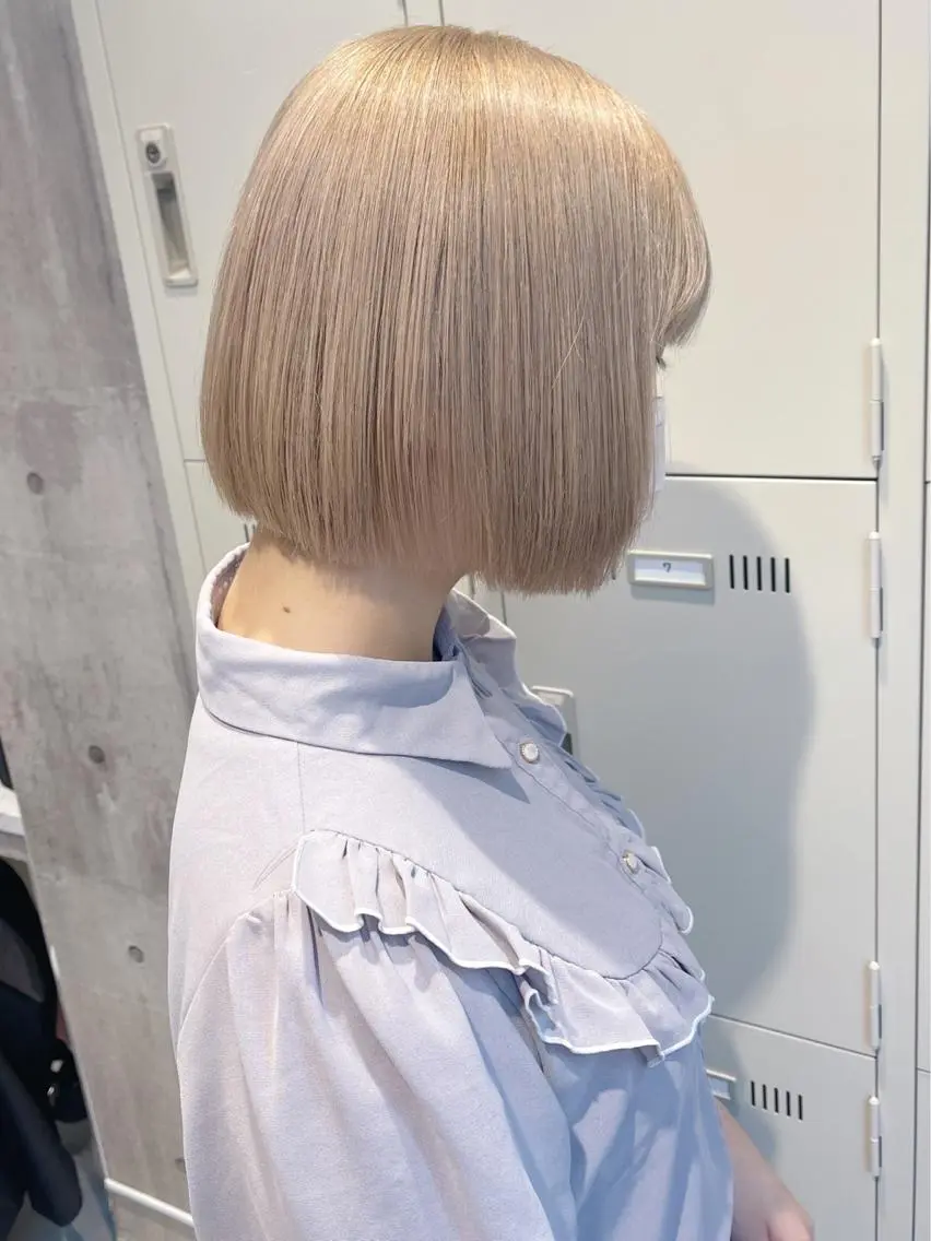 〚🌟ハイトーンにしたい方🌟〛ブリーチ２回 ＋ 韓国風カラー＋ 髪質改善トリートメント🫧【ミニモ学割】の写真