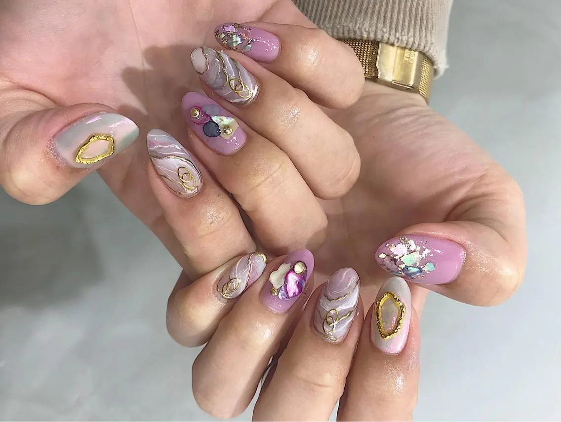 ネイル nailartist lisaのネイルデザイン