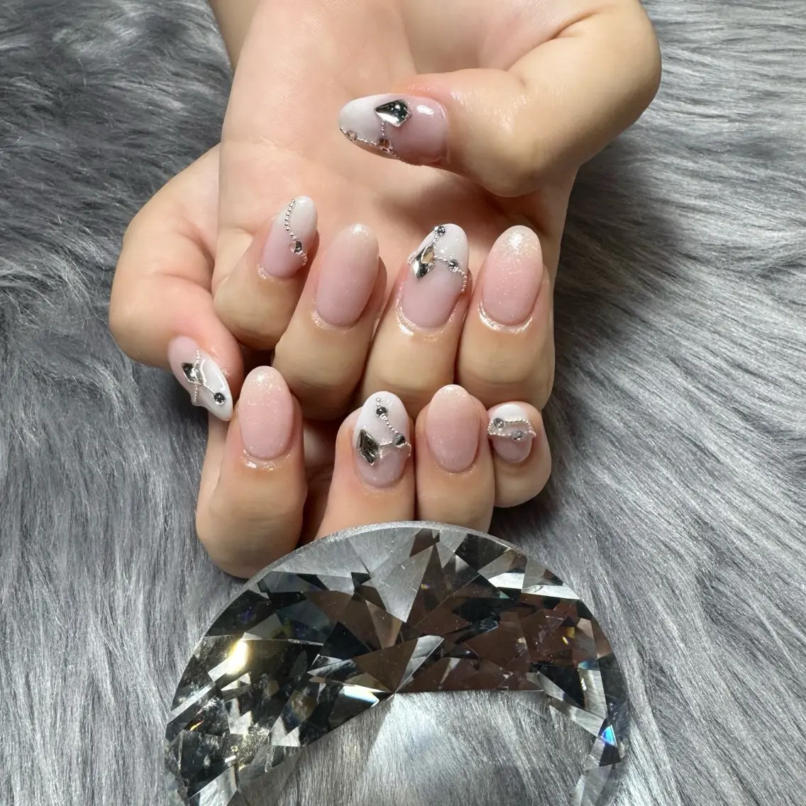 ネイル ハンドネイル Doris Nail Salonのネイルデザイン