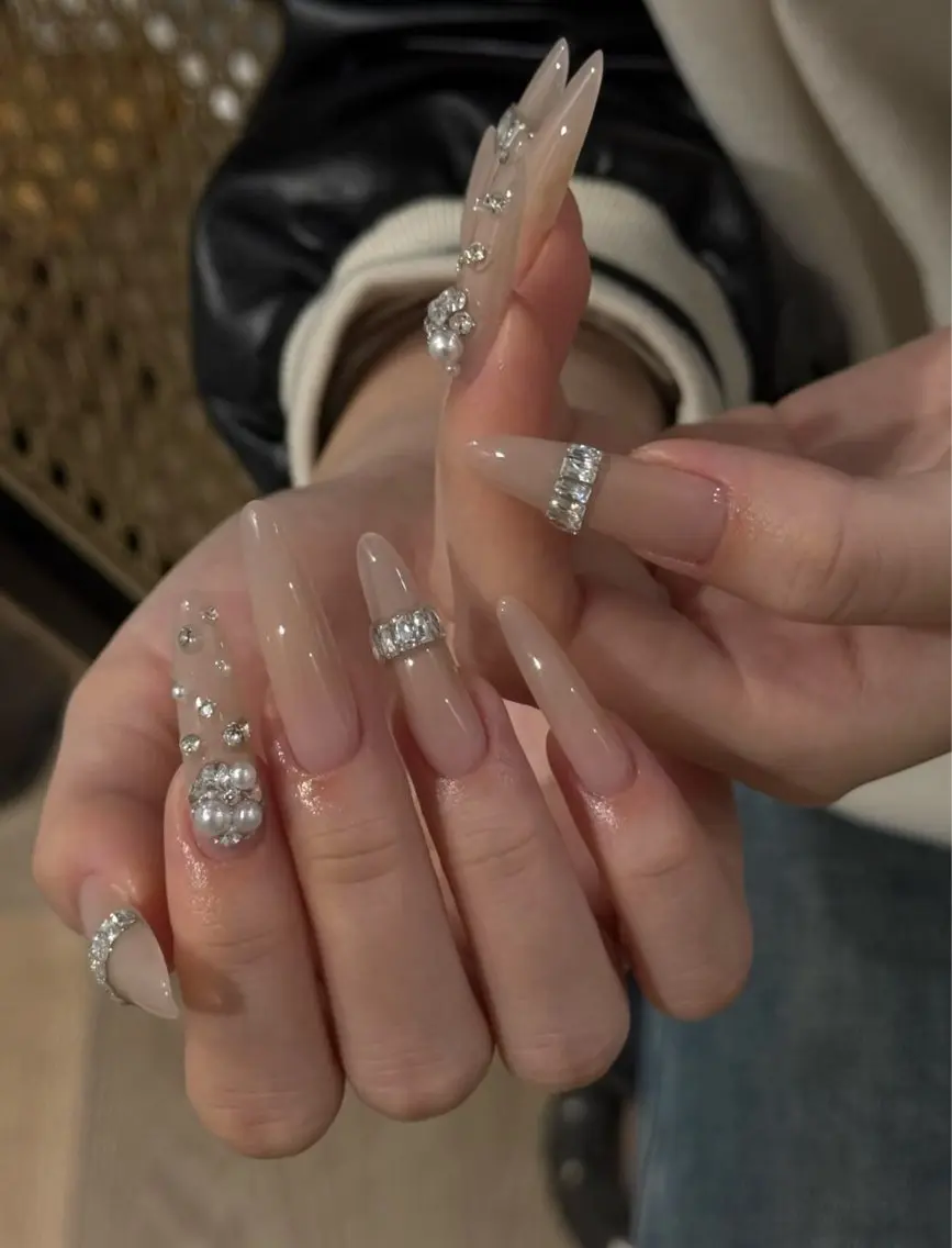ネイル ハンドネイル Lily nail salonのネイルデザイン