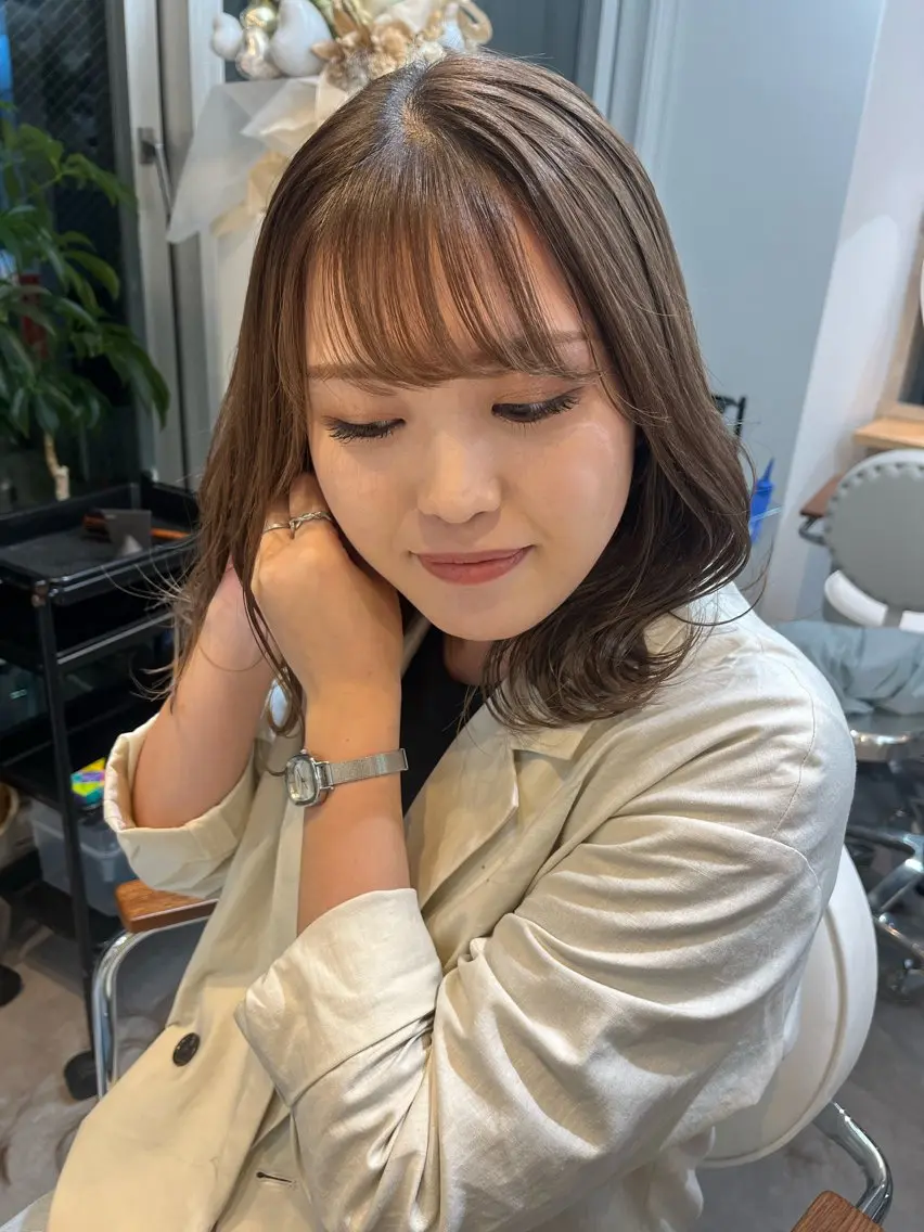 【 メンテナンスに✨️】顔周りカット ＋ Aujuaトリートメントの写真