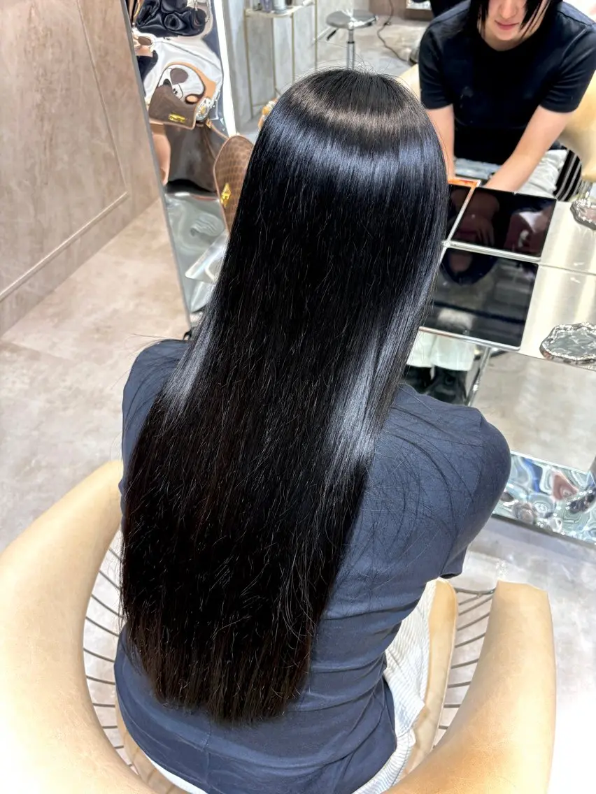 ロング カラー 黒髪 縮毛矯正 顔周りレイヤーカット /髪質改善/ゆう🤍のヘアスタイル