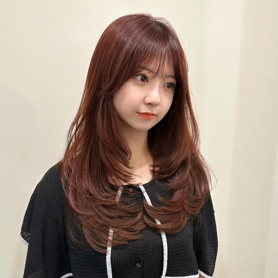 セミロング カット ヘアカラー トリートメント 🌹ハッシュカット、 レイヤー韓国ヘア🌹のヘアスタイル