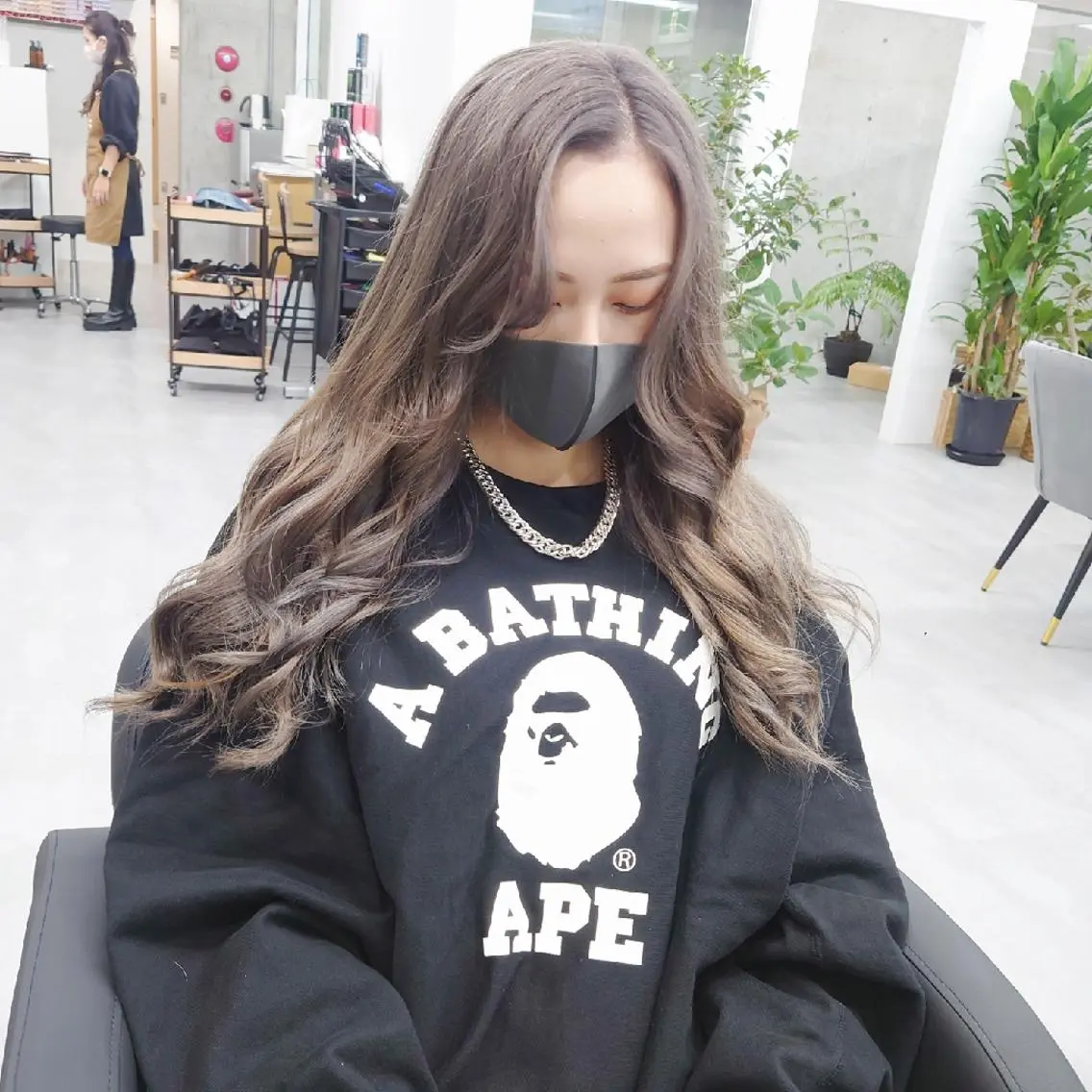 ロング カラー 黒髪 ブリーチ ヘアカラー トリートメント 艶髪✨ブリーチ職人 yasuのヘアスタイル