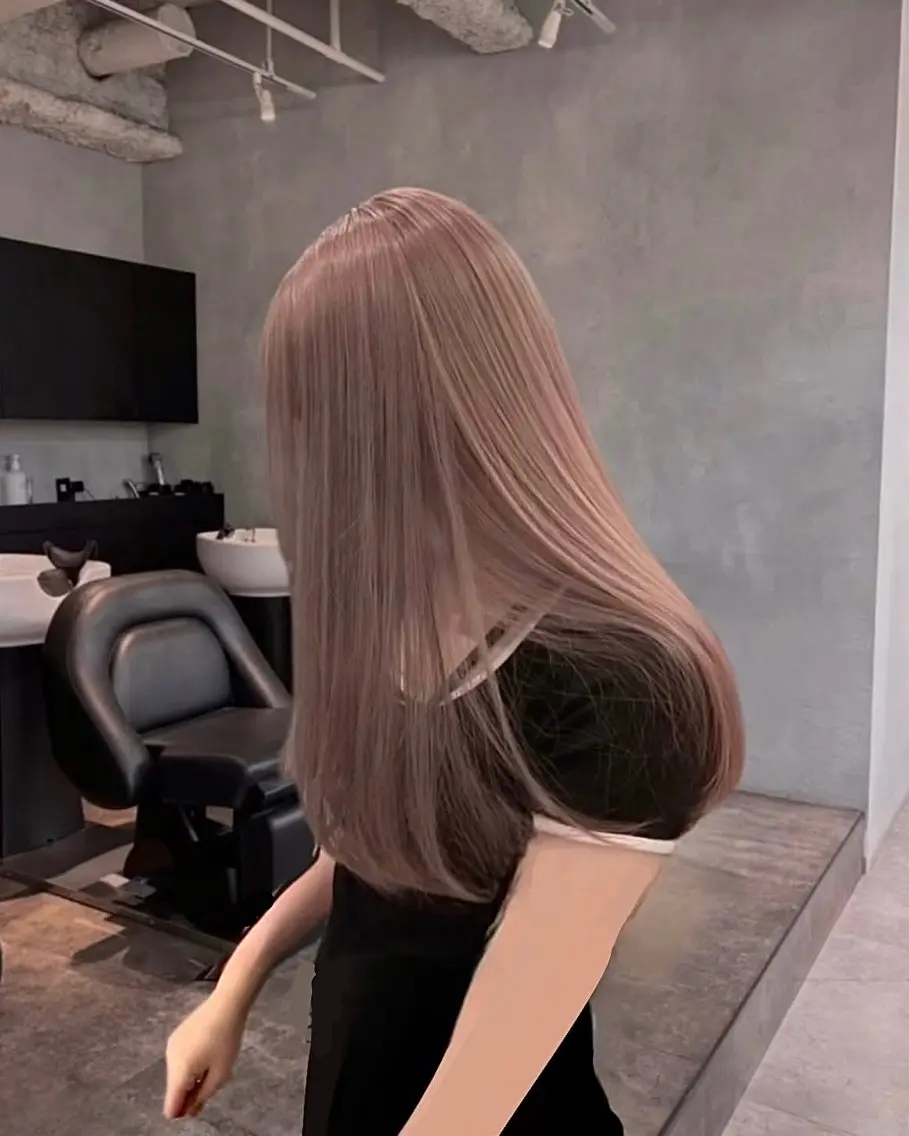 セミロング カラー 柔らかbeige モトキのヘアスタイル