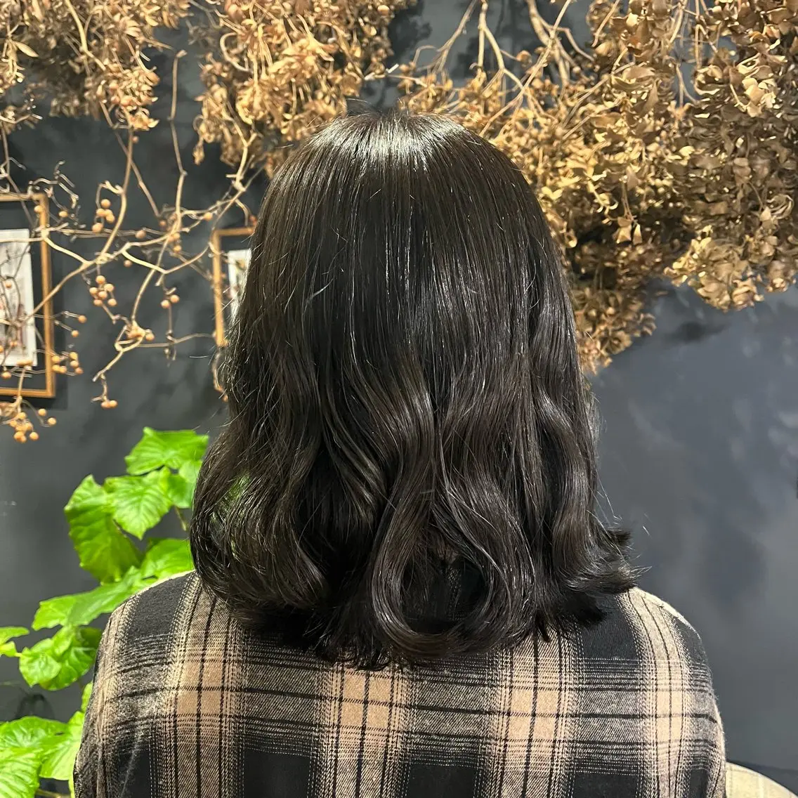 ショート カラー トリートメント 岸本 まほのヘアスタイル