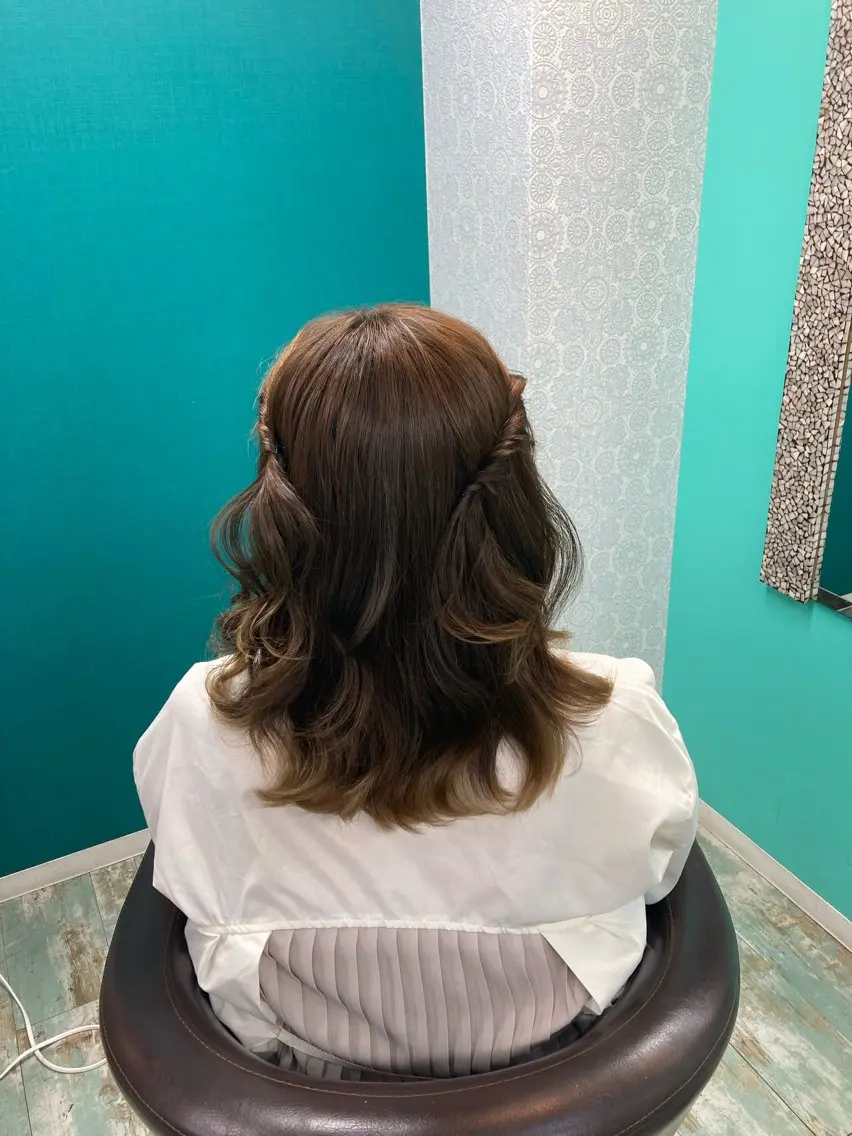 ミディアム 田牧 みゆきのヘアスタイル