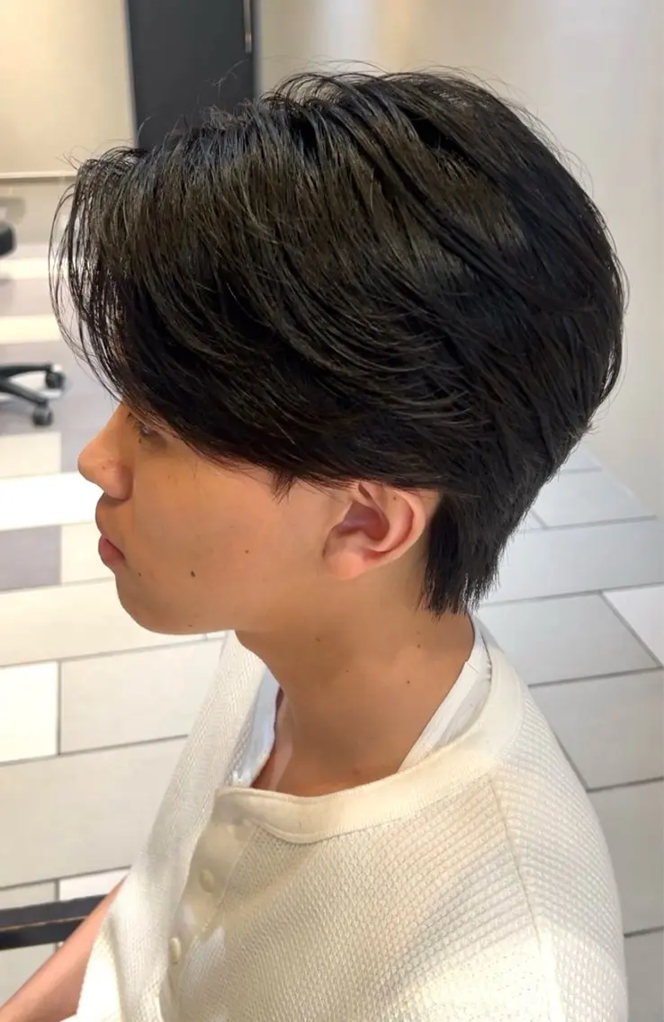 メンズ カット 縮毛矯正 西谷 勇志のヘアスタイル