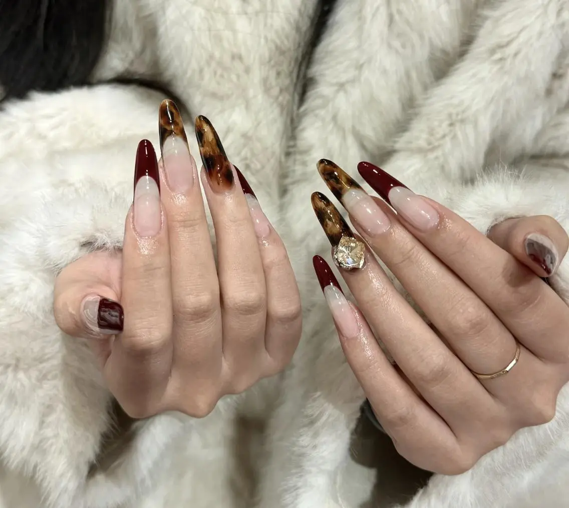 ネイル ハンドネイル ハンドケア 🍑 momo_nailのネイルデザイン