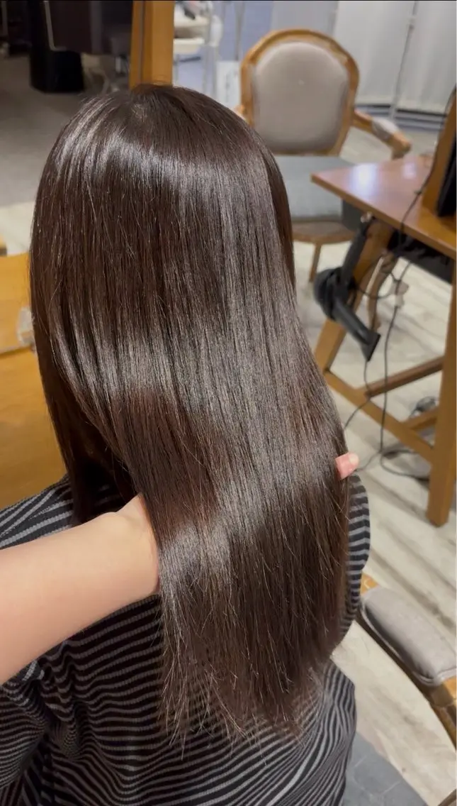 セミロング 縮毛矯正 カット 縮毛矯正 レイヤー/透明感 HIRARIのヘアスタイル
