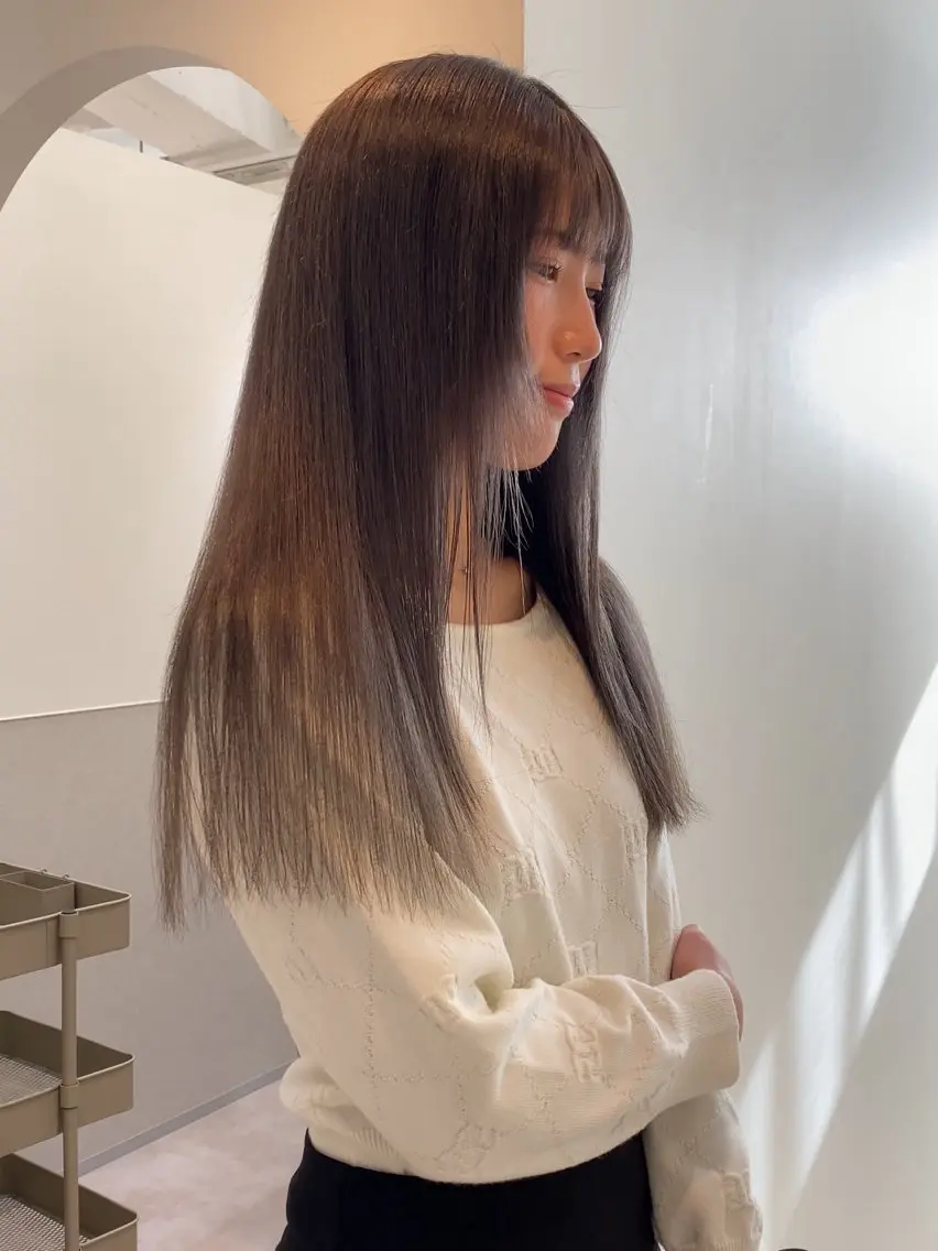 カラー グレージュ ラベンダーカラー ラベンダーグレージュ ラベンダーグレー 韓国🇰🇷レイヤー 似合わせ顔まわりのヘアスタイル