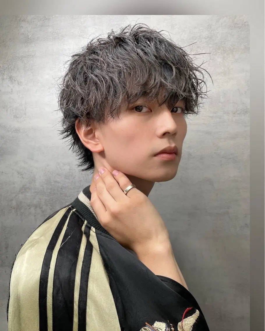 パーマ Rinka🌷🩶 グレージュカラー🫧のヘアスタイル