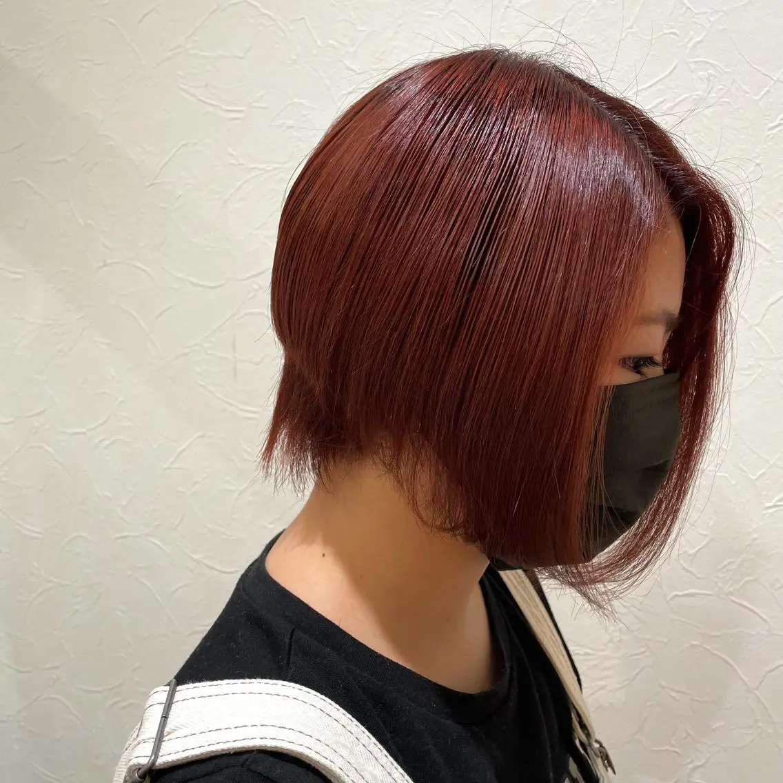 ショート カラー ブリーチ ブリーチなしカラー ローズカラー トリートメント 福川 絢音のヘアスタイル