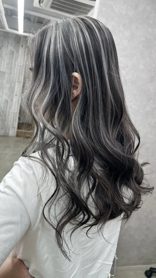 ロング ヘアカラー 中道 晶のヘアスタイル