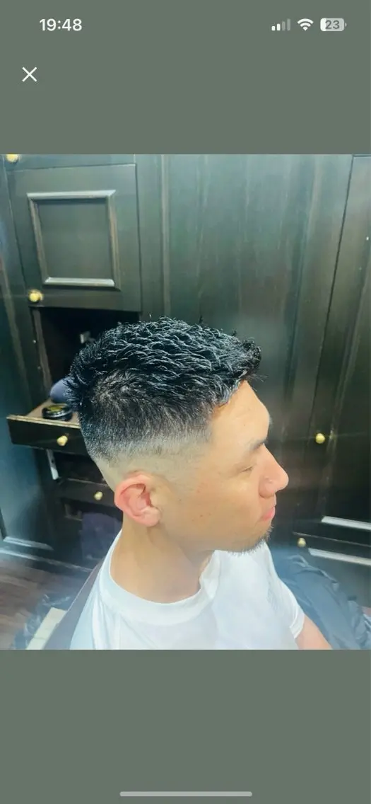 ショート メンズ フェードカット 堀 真人のヘアスタイル