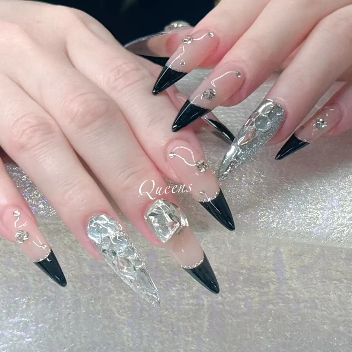 ネイル ハンドネイル Queen's ゆなのネイルデザイン