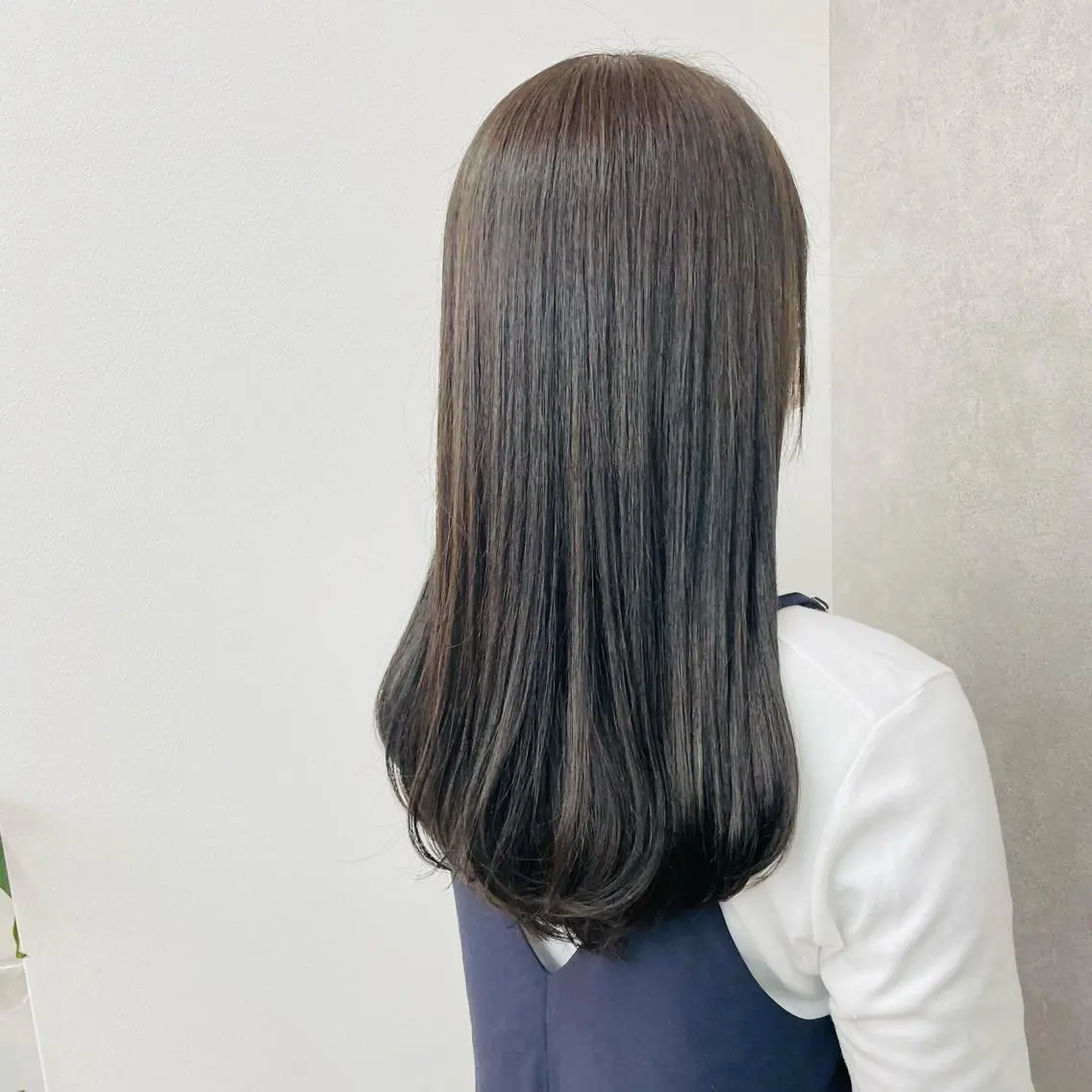 カラー Blue/博多/ 水口莉沙のヘアスタイル