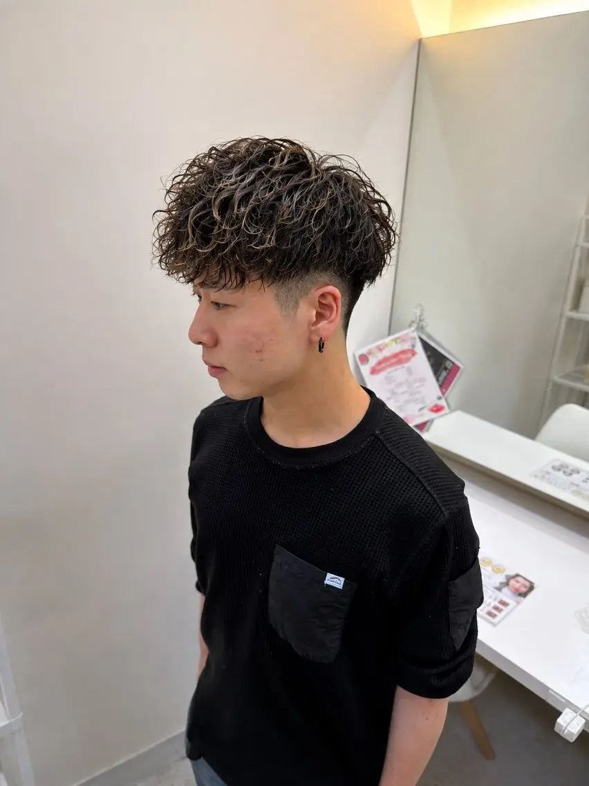 パーマ メンズ カット パーマ メンズ髪のお悩み 解決 TUMのヘアスタイル